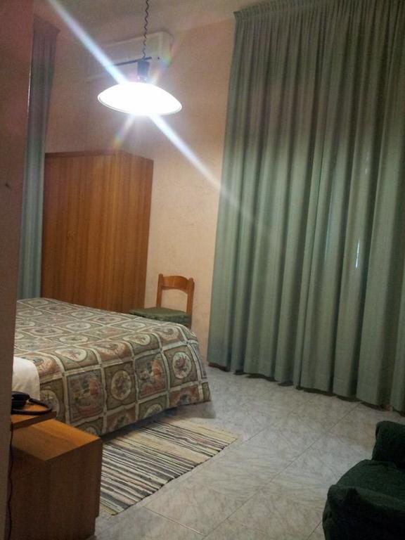 Hotel Acapulco ميلان الغرفة الصورة